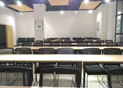 廣安電商服務(wù)中心開放免費(fèi)入駐，12類崗位虛位以待，共創(chuàng)數(shù)字經(jīng)濟(jì)新篇章